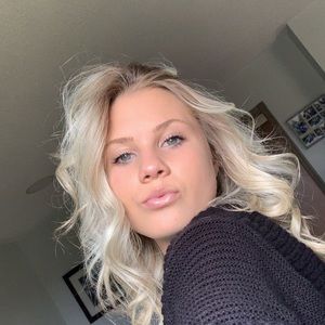 Meet your Posher, Tori